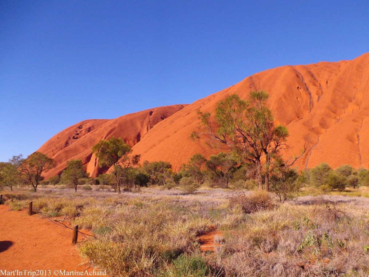 côté ouest du mont uluru